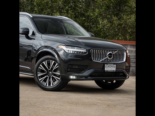 2022 Volvo XC90 Momentum