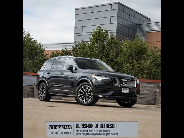 2022 Volvo XC90 Momentum