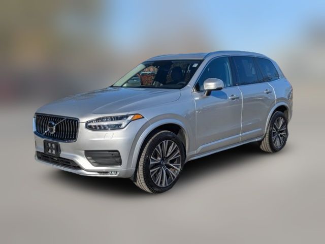 2022 Volvo XC90 Momentum