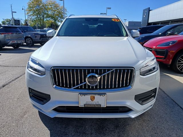 2022 Volvo XC90 Momentum