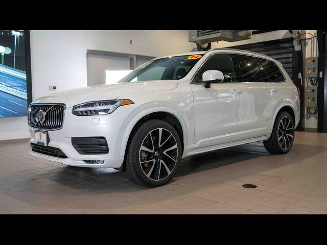 2022 Volvo XC90 Momentum