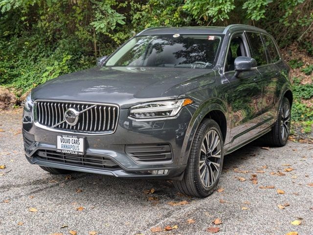 2022 Volvo XC90 Momentum