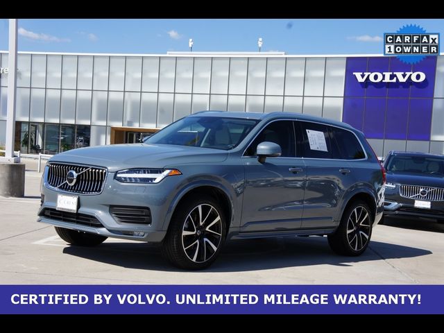 2022 Volvo XC90 Momentum