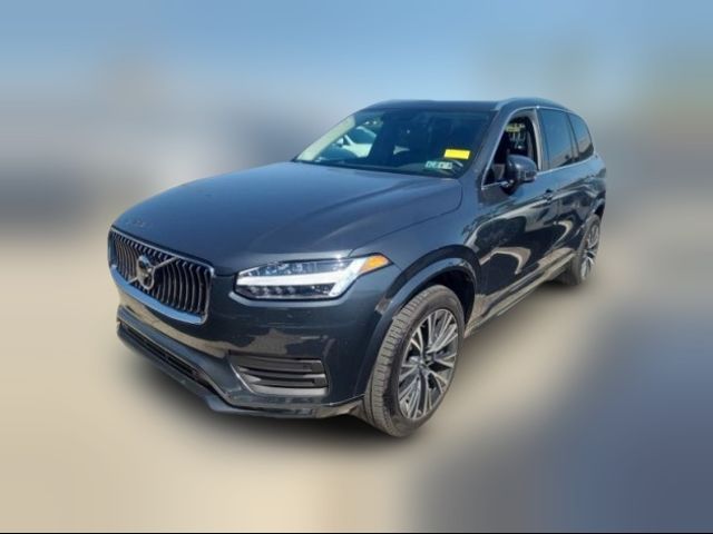 2022 Volvo XC90 Momentum