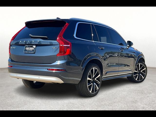 2022 Volvo XC90 Momentum