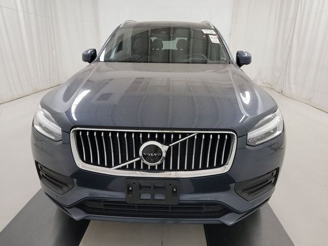 2022 Volvo XC90 Momentum