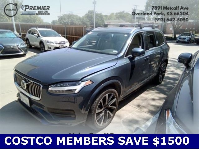 2022 Volvo XC90 Momentum