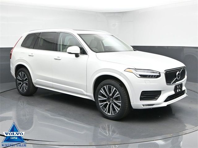 2022 Volvo XC90 Momentum