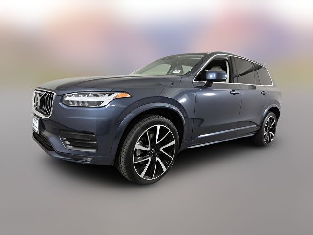 2022 Volvo XC90 Momentum