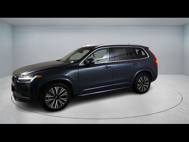 2022 Volvo XC90 Momentum