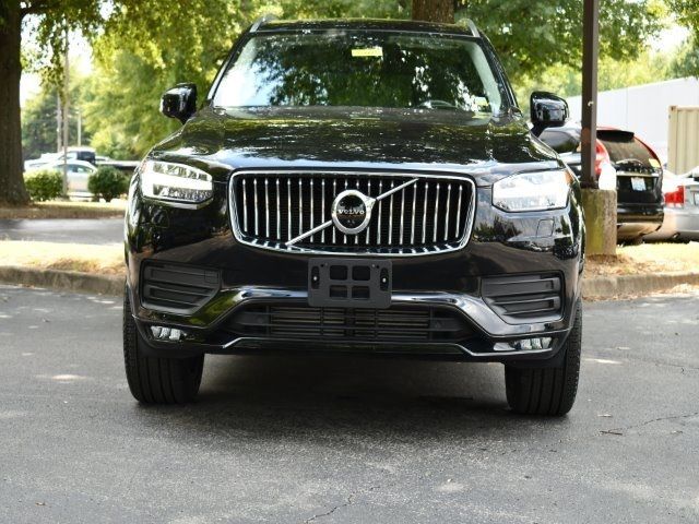 2022 Volvo XC90 Momentum