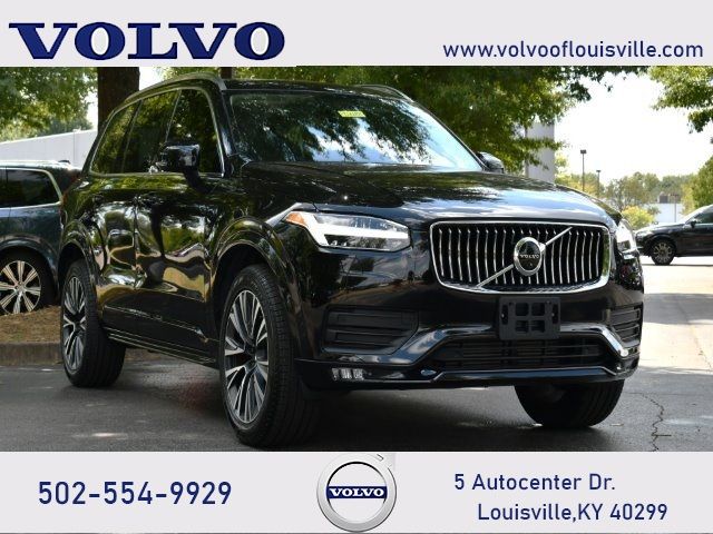 2022 Volvo XC90 Momentum