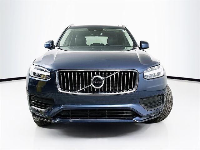 2022 Volvo XC90 Momentum