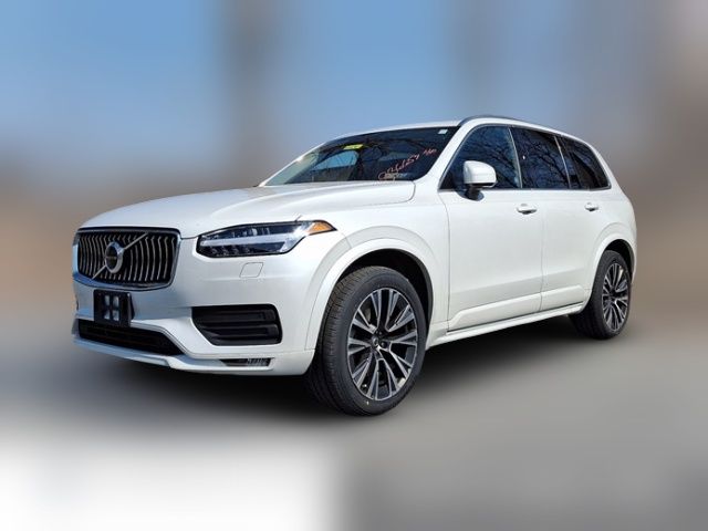 2022 Volvo XC90 Momentum