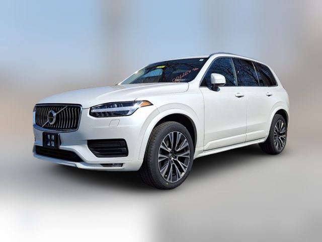 2022 Volvo XC90 Momentum