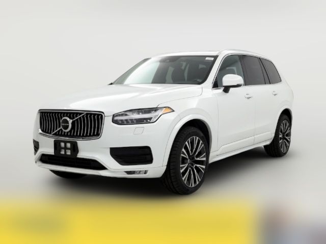 2022 Volvo XC90 Momentum