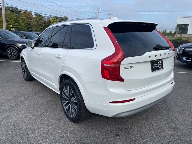 2022 Volvo XC90 Momentum