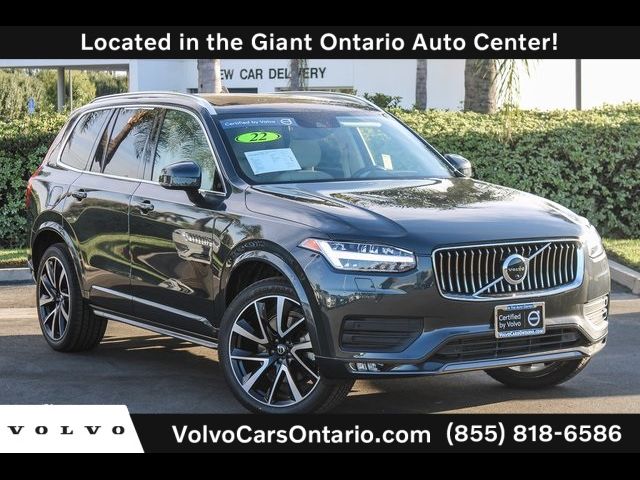 2022 Volvo XC90 Momentum