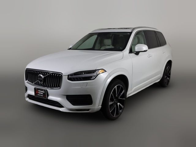 2022 Volvo XC90 Momentum