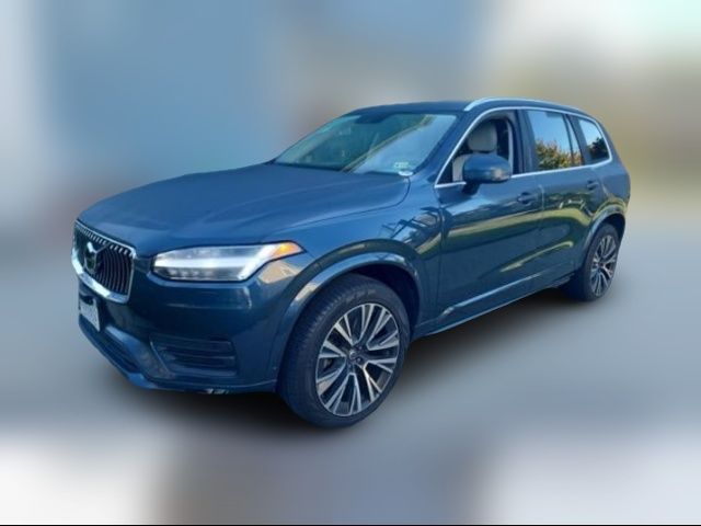 2022 Volvo XC90 Momentum