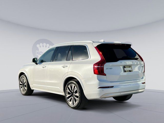 2022 Volvo XC90 Momentum