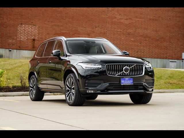 2022 Volvo XC90 Momentum