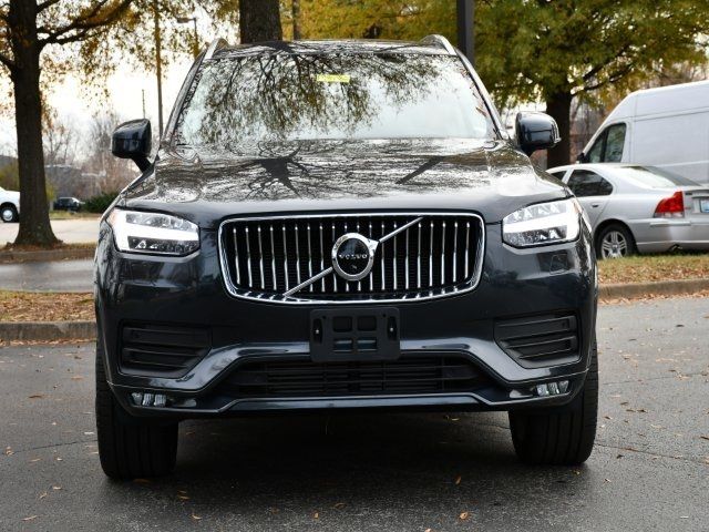 2022 Volvo XC90 Momentum