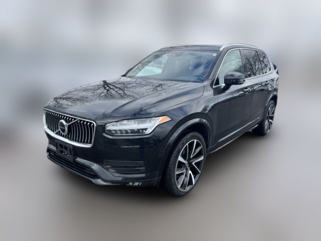 2022 Volvo XC90 Momentum