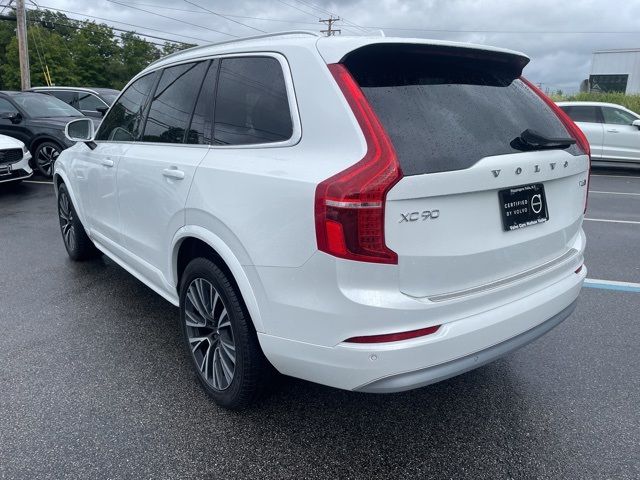 2022 Volvo XC90 Momentum