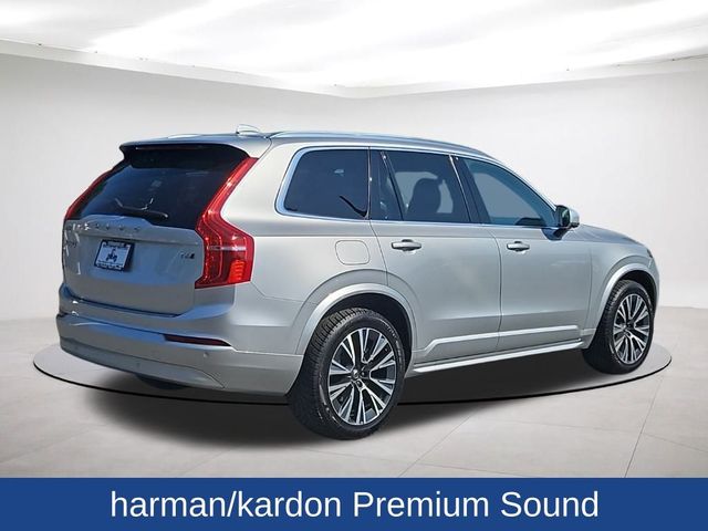 2022 Volvo XC90 Momentum