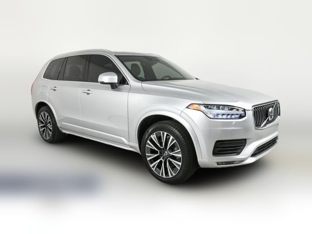 2022 Volvo XC90 Momentum