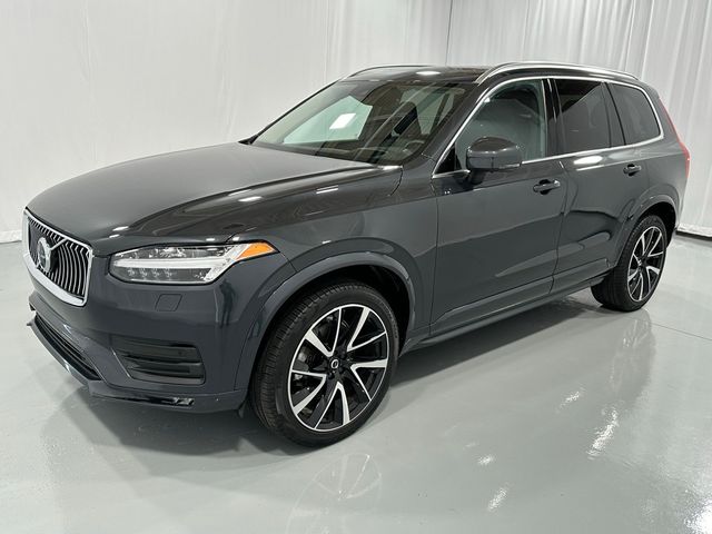 2022 Volvo XC90 Momentum