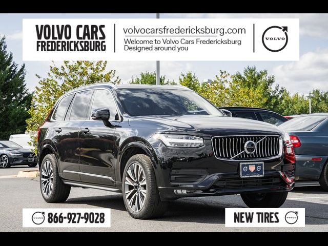 2022 Volvo XC90 Momentum