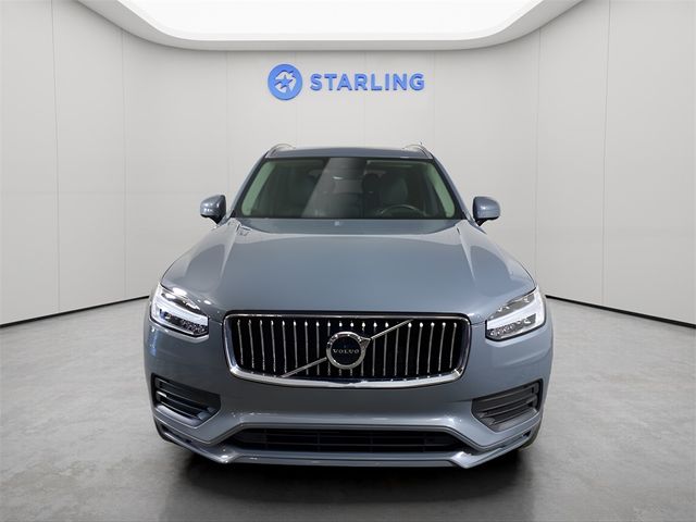 2022 Volvo XC90 Momentum