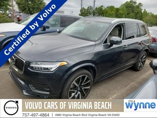 2022 Volvo XC90 Momentum