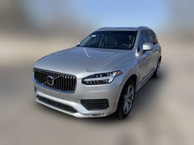 2022 Volvo XC90 Momentum