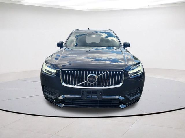 2022 Volvo XC90 Momentum