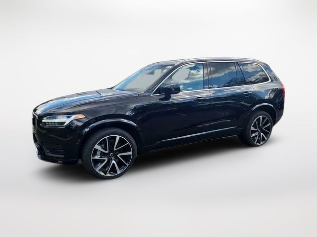 2022 Volvo XC90 Momentum
