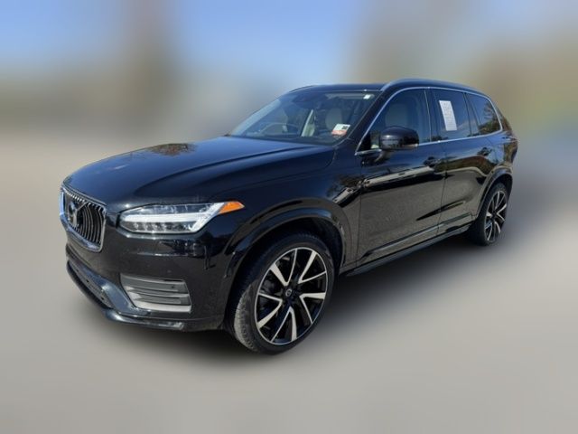 2022 Volvo XC90 Momentum