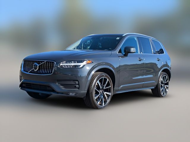 2022 Volvo XC90 Momentum