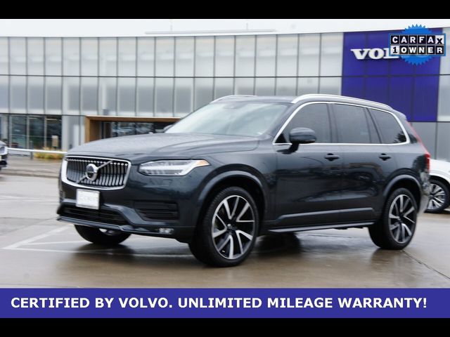 2022 Volvo XC90 Momentum