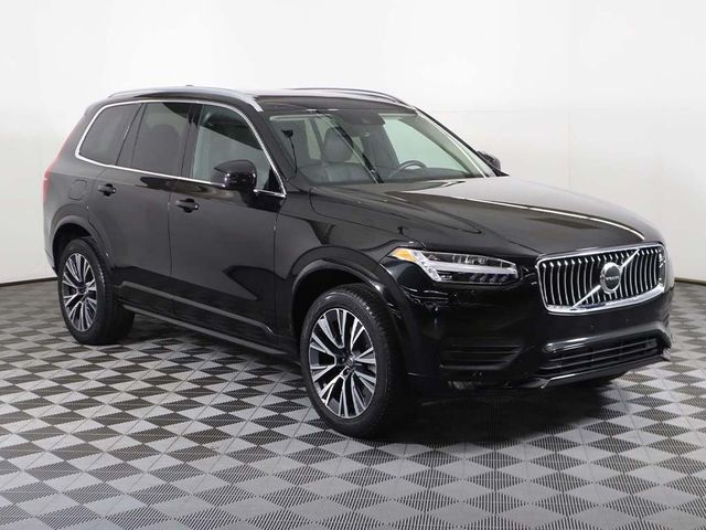 2022 Volvo XC90 Momentum