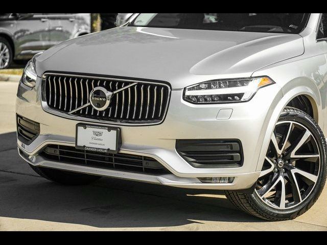 2022 Volvo XC90 Momentum