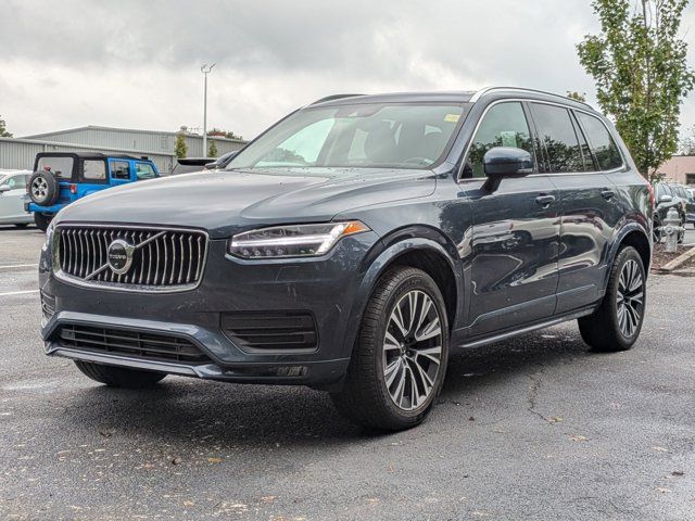 2022 Volvo XC90 Momentum