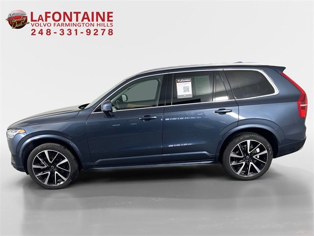 2022 Volvo XC90 Momentum