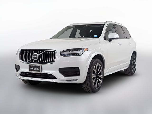 2022 Volvo XC90 Momentum