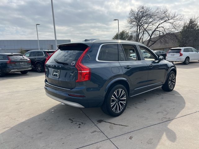 2022 Volvo XC90 Momentum