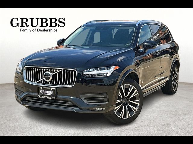 2022 Volvo XC90 Momentum