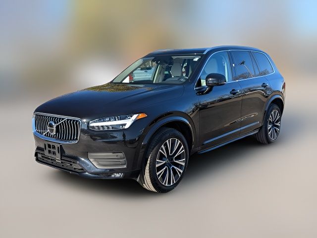 2022 Volvo XC90 Momentum