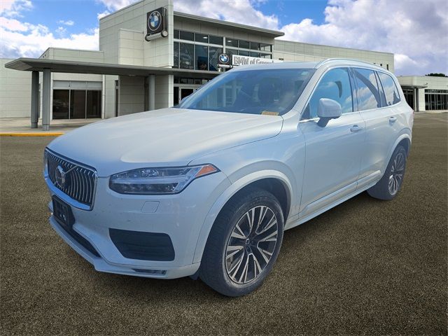 2022 Volvo XC90 Momentum